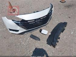 نيسان فيرسا